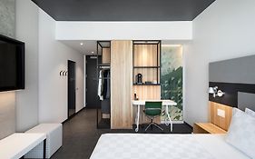 Alt Hotel Calgary University District
